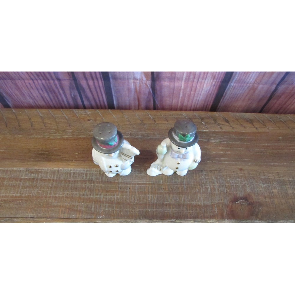 Lenox Happy Holly Days Snowmen Salt & Pepper Shaker Set Porcelain Christmascore - Picture 6 of 7